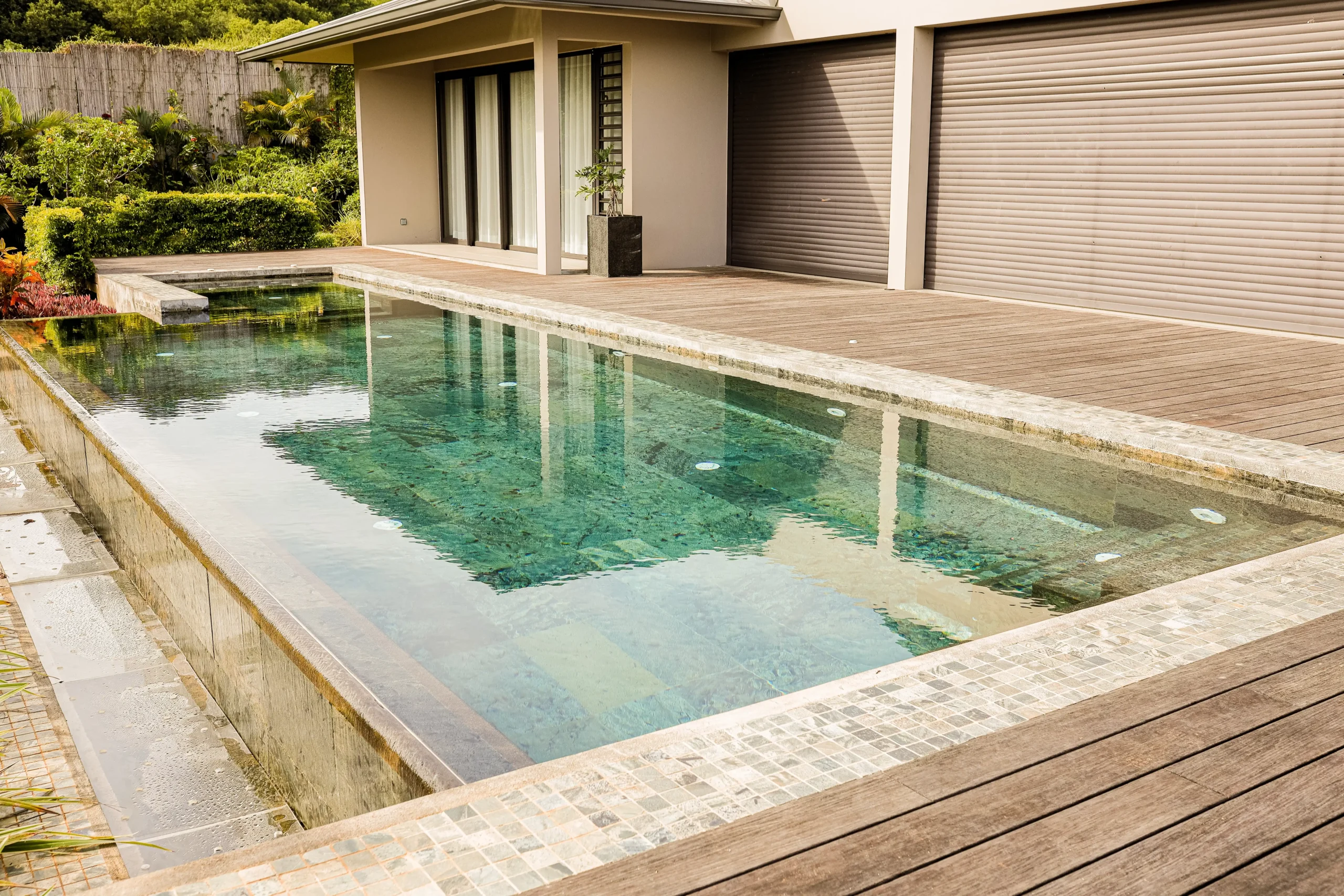 Residential swimming pool construction Mauritius villa